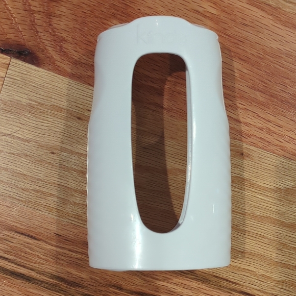 4 Kiinde Bottle Holders Like New Not Sure I Ever Used - Picture 1 of 5